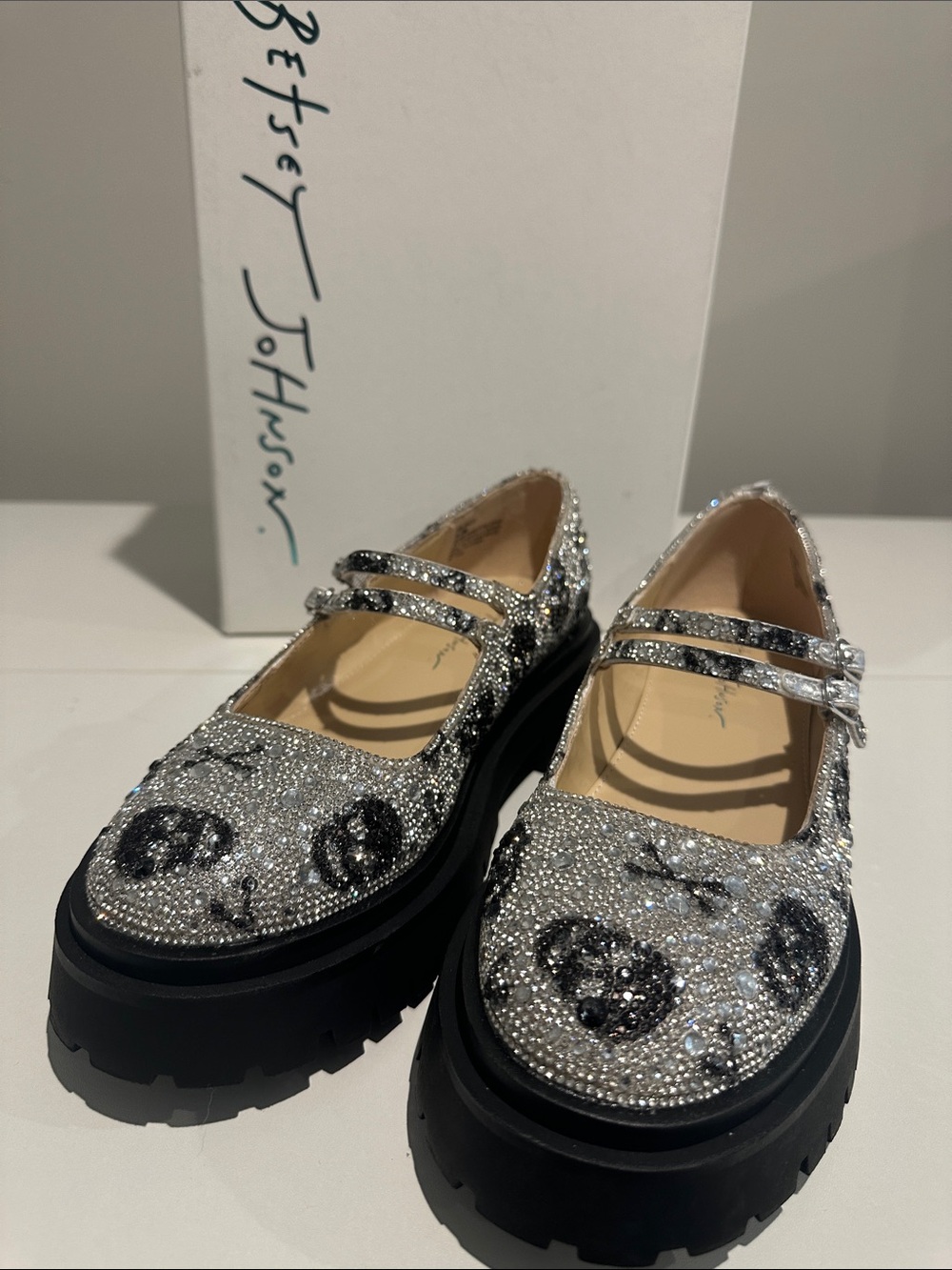 New Betsey Johnson Silver & Black SKULL Rhinestone Mary Jane Platforms 9.5